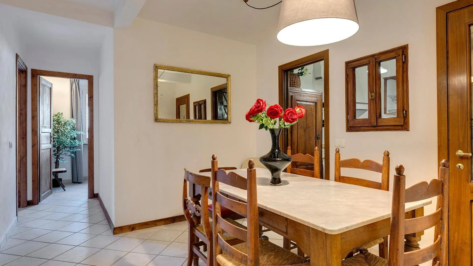 Guelfo Apartment By Mamo Florence